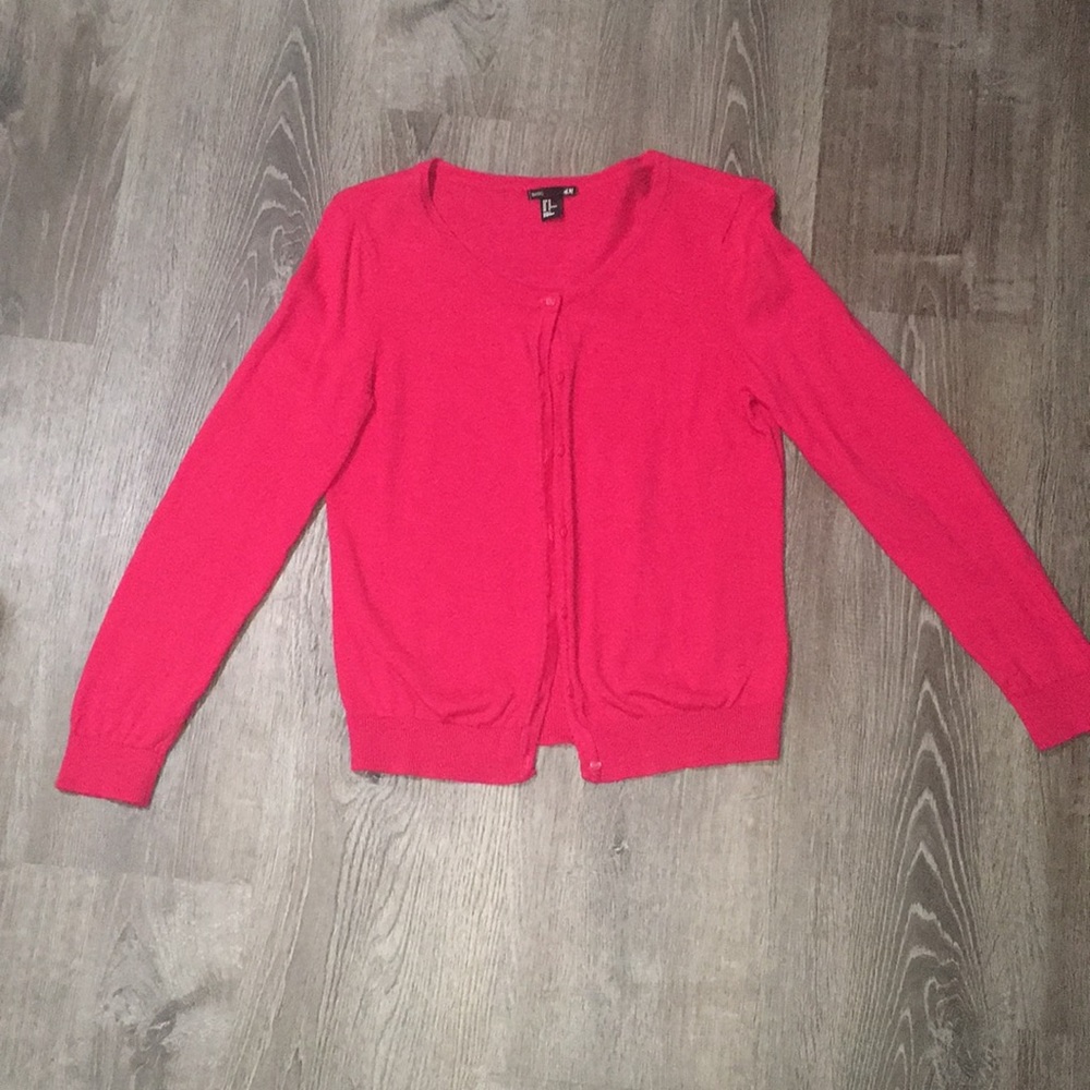 Bright pink H&M sweater